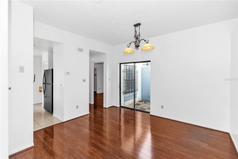 Casa en alquiler en Orlando, Florida, 3 dormitorios, 148.64 m2 № 1904876 - foto 7