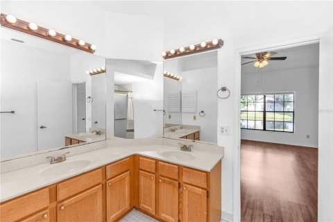 Casa en alquiler en Orlando, Florida, 3 dormitorios, 148.64 m2 № 1904876 - foto 15