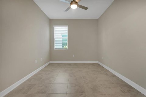 Villa ou maison à louer à Orlando, Floride: 5 chambres, 245.08 m2 № 2403545 - photo 17