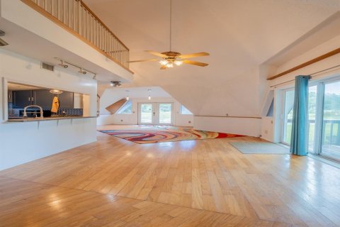 Casa en venta en Fort MC Coy, Florida, 3 dormitorios, 117.34 m2 № 2218825 - foto 9