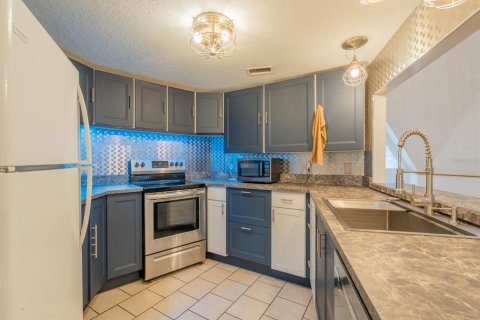Casa en venta en Fort MC Coy, Florida, 3 dormitorios, 117.34 m2 № 2218825 - foto 12