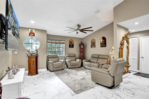 Condominio en venta en Boynton Beach, Florida, 3 dormitorios, 169.27 m2 № 1878843 - foto 10