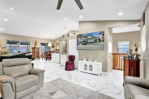 Condominio en venta en Boynton Beach, Florida, 3 dormitorios, 169.27 m2 № 1878843 - foto 11