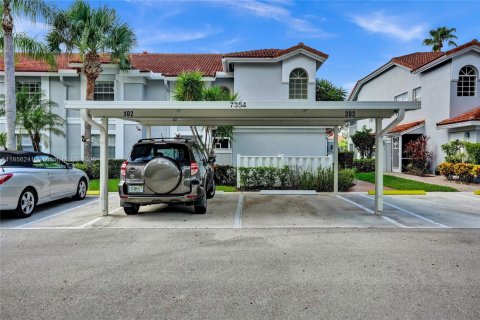 Condominio en venta en Boynton Beach, Florida, 3 dormitorios, 169.27 m2 № 1878843 - foto 3