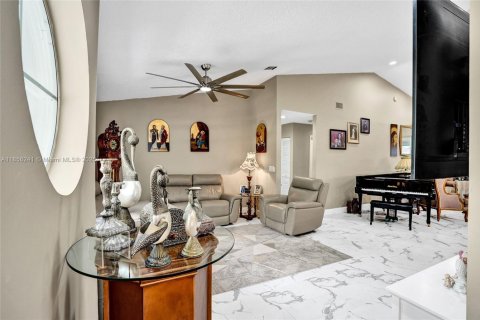 Condominio en venta en Boynton Beach, Florida, 3 dormitorios, 169.27 m2 № 1878843 - foto 7