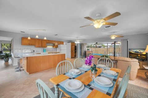 Villa ou maison à vendre à St. Lucie, Floride: 3 chambres, 169.55 m2 № 2024382 - photo 30