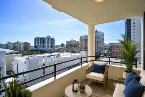 Condo in Sarasota, Florida, 3 bedrooms  № 2233172 - photo 25