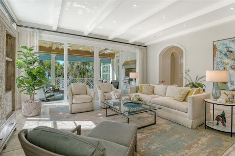 House in Longboat Key, Florida 4 bedrooms, 430.14 sq.m. № 2117288 - photo 10