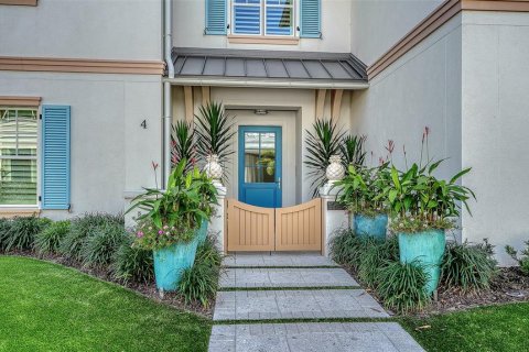 House in Longboat Key, Florida 4 bedrooms, 430.14 sq.m. № 2117288 - photo 7