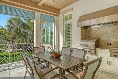 House in Longboat Key, Florida 4 bedrooms, 430.14 sq.m. № 2117288 - photo 30