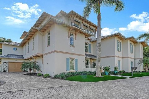 House in Longboat Key, Florida 4 bedrooms, 430.14 sq.m. № 2117288 - photo 3