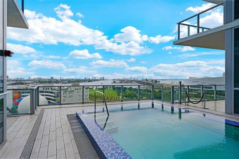 Condo in Miami, Florida, 1 bedroom  № 1809149 - photo 30
