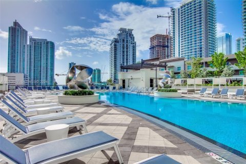 Condominio en venta en Miami, Florida, 2 dormitorios, 76.27 m2 № 2032500 - foto 18