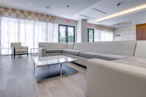 Condominio en venta en Miami, Florida, 2 dormitorios, 76.27 m2 № 2032500 - foto 30