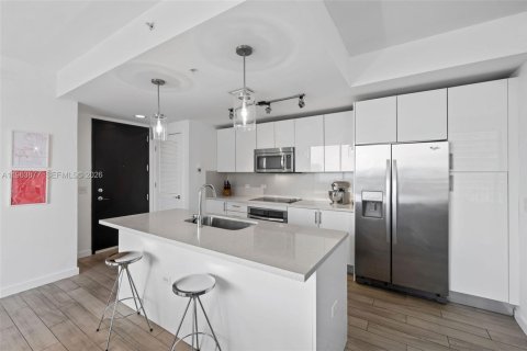 Condominio en venta en Miami, Florida, 2 dormitorios, 76.27 m2 № 2032500 - foto 2
