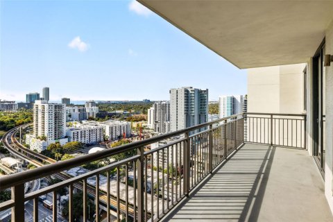 Condominio en venta en Miami, Florida, 2 dormitorios, 76.27 m2 № 2032500 - foto 8