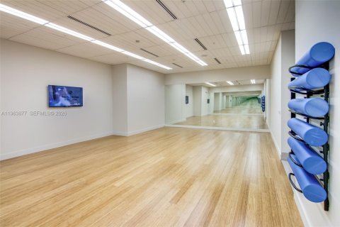 Condominio en venta en Miami, Florida, 2 dormitorios, 76.27 m2 № 2032500 - foto 21