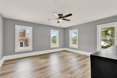 Apartment in Eustis, Florida 3 bedrooms, 118.91 sq.m. № 1841891 - photo 10