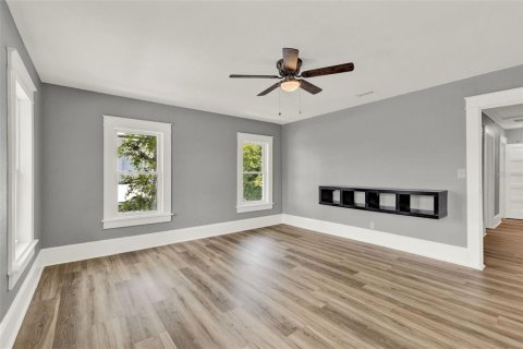 Apartment in Eustis, Florida 3 bedrooms, 118.91 sq.m. № 1841891 - photo 11