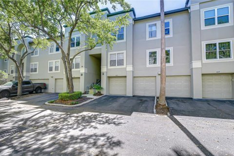 Condo in Tampa, Florida, 2 bedrooms  № 2117566