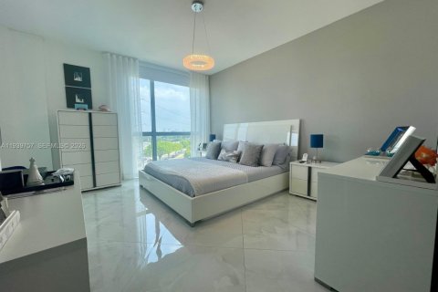 Copropriété à vendre à Hollywood, Floride: 2 chambres, 103.59 m2 № 1997055 - photo 15