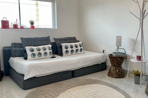 Copropriété à vendre à Hollywood, Floride: 2 chambres, 103.59 m2 № 1997055 - photo 27