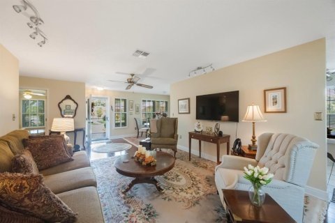 Casa en venta en New Port Richey, Florida, 2 dormitorios, 109.07 m2 № 1914307 - foto 8