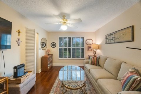 Casa en venta en New Port Richey, Florida, 2 dormitorios, 109.07 m2 № 1914307 - foto 12