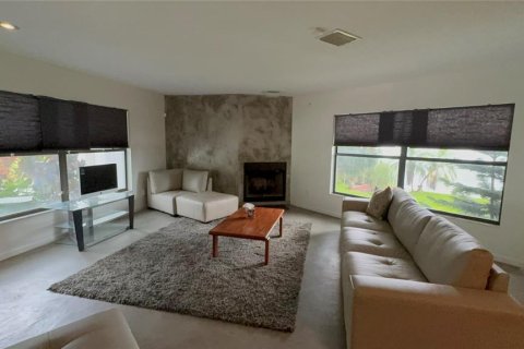 Casa en venta en Tampa, Florida, 3 dormitorios, 233.74 m2 № 2387467 - foto 8