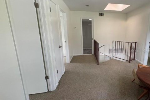 Casa en venta en Tampa, Florida, 3 dormitorios, 233.74 m2 № 2387467 - foto 19
