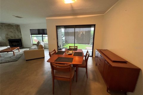 Casa en venta en Tampa, Florida, 3 dormitorios, 233.74 m2 № 2387467 - foto 13
