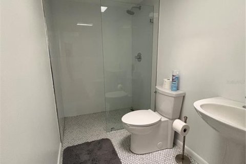 Casa en venta en Tampa, Florida, 3 dormitorios, 233.74 m2 № 2387467 - foto 26