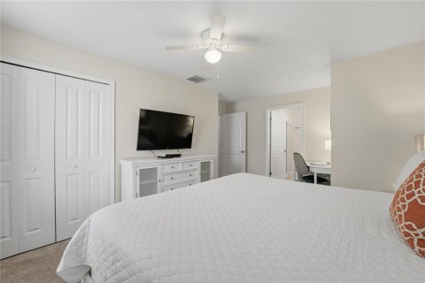 Townhouse in Davenport, Florida 5 bedrooms, 188.03 sq.m. № 2299244 - photo 30