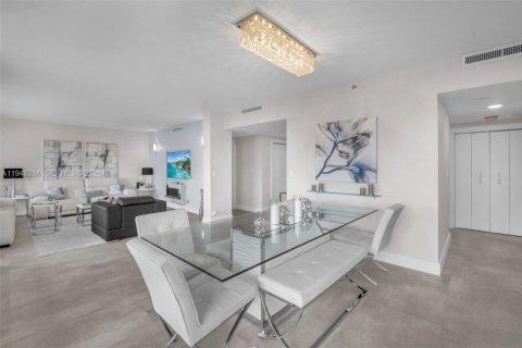 Купить кондоминиум в Авентура, Флорида 3 спальни, 212.75м2, № 2005381 - фото 7