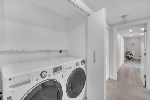 Купить кондоминиум в Авентура, Флорида 3 спальни, 212.75м2, № 2005381 - фото 3