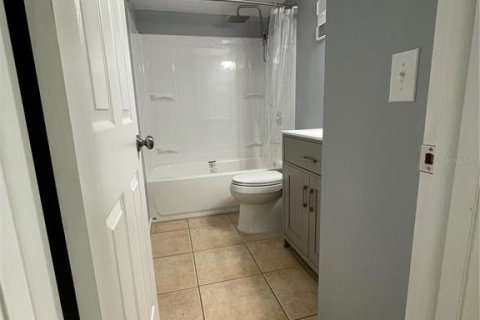 Купить кондоминиум в Семинол, Флорида 3 комнаты, 130.99м2, № 2215970 - фото 11