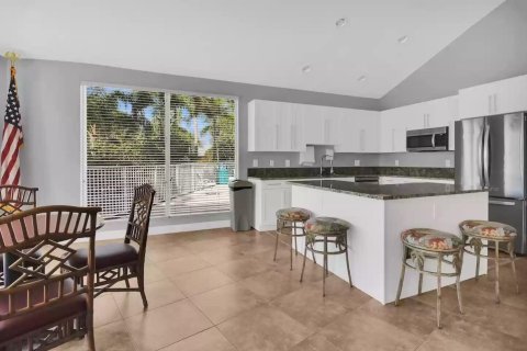 Casa en alquiler en Delray Beach, Florida, 2 dormitorios, 128.11 m2 № 1207497 - foto 1