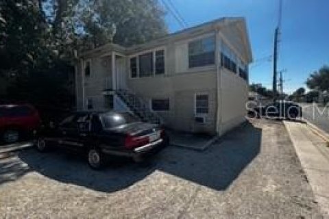 Commercial property in Daytona Beach, Florida 6 bedrooms, 173.73 sq.m. № 2384273 - photo 12