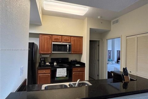 Condominio en venta en Kissimmee, Florida, 2 dormitorios № 1980023 - foto 6