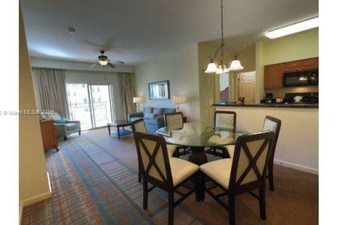 Condominio en venta en Kissimmee, Florida, 2 dormitorios № 1980023 - foto 4