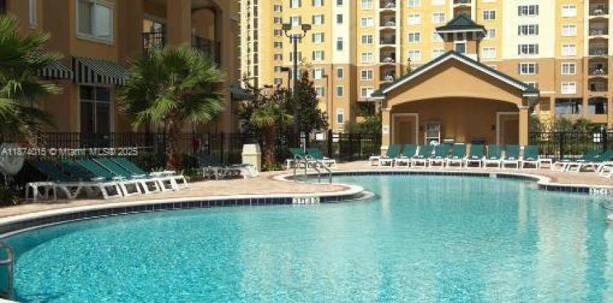 Condominio en Kissimmee, Florida, 2 dormitorios  № 1980023