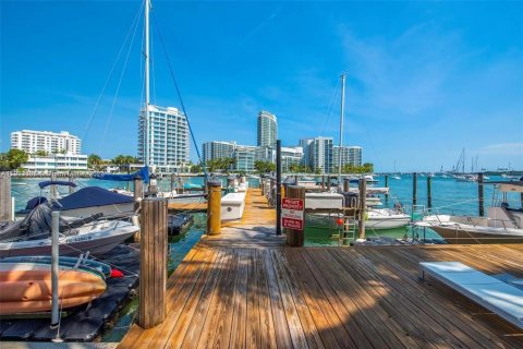 Copropriété à vendre à Miami Beach, Floride: 1 chambre, 79.52 m2 № 1968797 - photo 24