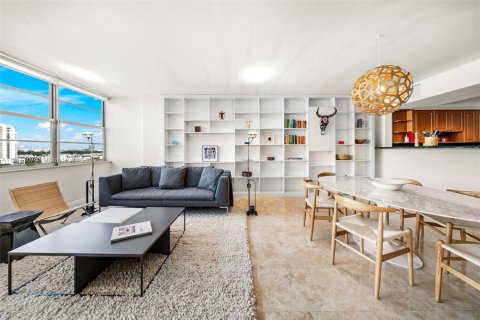 Copropriété à vendre à Miami Beach, Floride: 1 chambre, 79.52 m2 № 1968797 - photo 4
