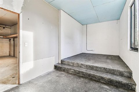 Снять в аренду квартиру в Холидэй, Флорида 3 спальни, 157.19м2, № 2108877 - фото 20