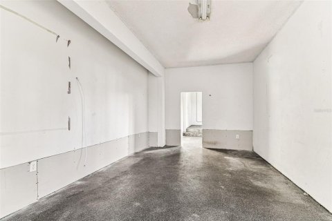 Снять в аренду квартиру в Холидэй, Флорида 3 спальни, 157.19м2, № 2108877 - фото 16
