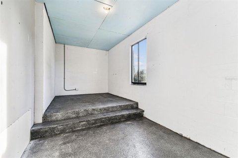 Снять в аренду квартиру в Холидэй, Флорида 3 спальни, 157.19м2, № 2108877 - фото 19