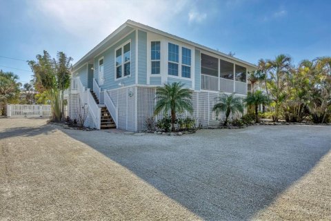 Casa en alquiler en Boca Grande, Florida, 3 dormitorios, 168.8 m2 № 1913427 - foto 1