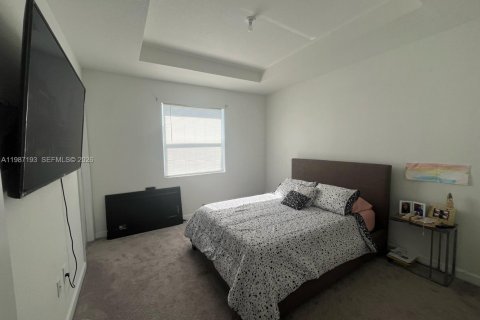 Купить таунхаус в Хомстед, Флорида 3 спальни, 143.53м2, № 2049679 - фото 18