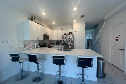 Купить таунхаус в Хомстед, Флорида 3 спальни, 143.53м2, № 2049679 - фото 27