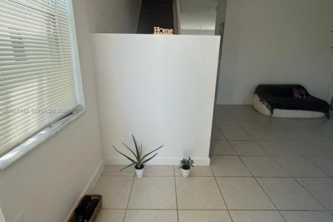 Купить таунхаус в Хомстед, Флорида 3 спальни, 143.53м2, № 2049679 - фото 5